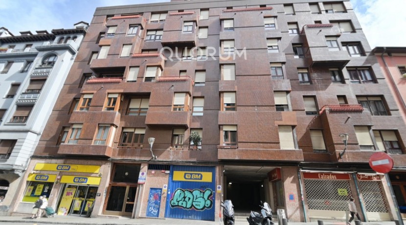 Vivienda de 4 Habitaciones con Garaje