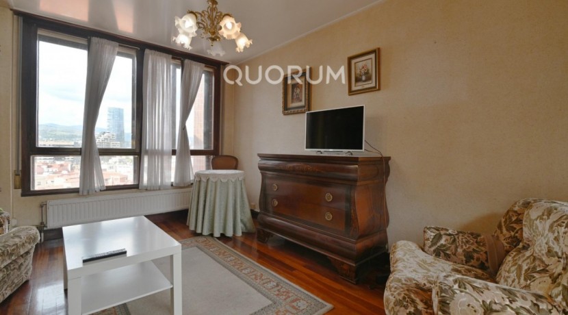 Vivienda de 4 Habitaciones con Garaje