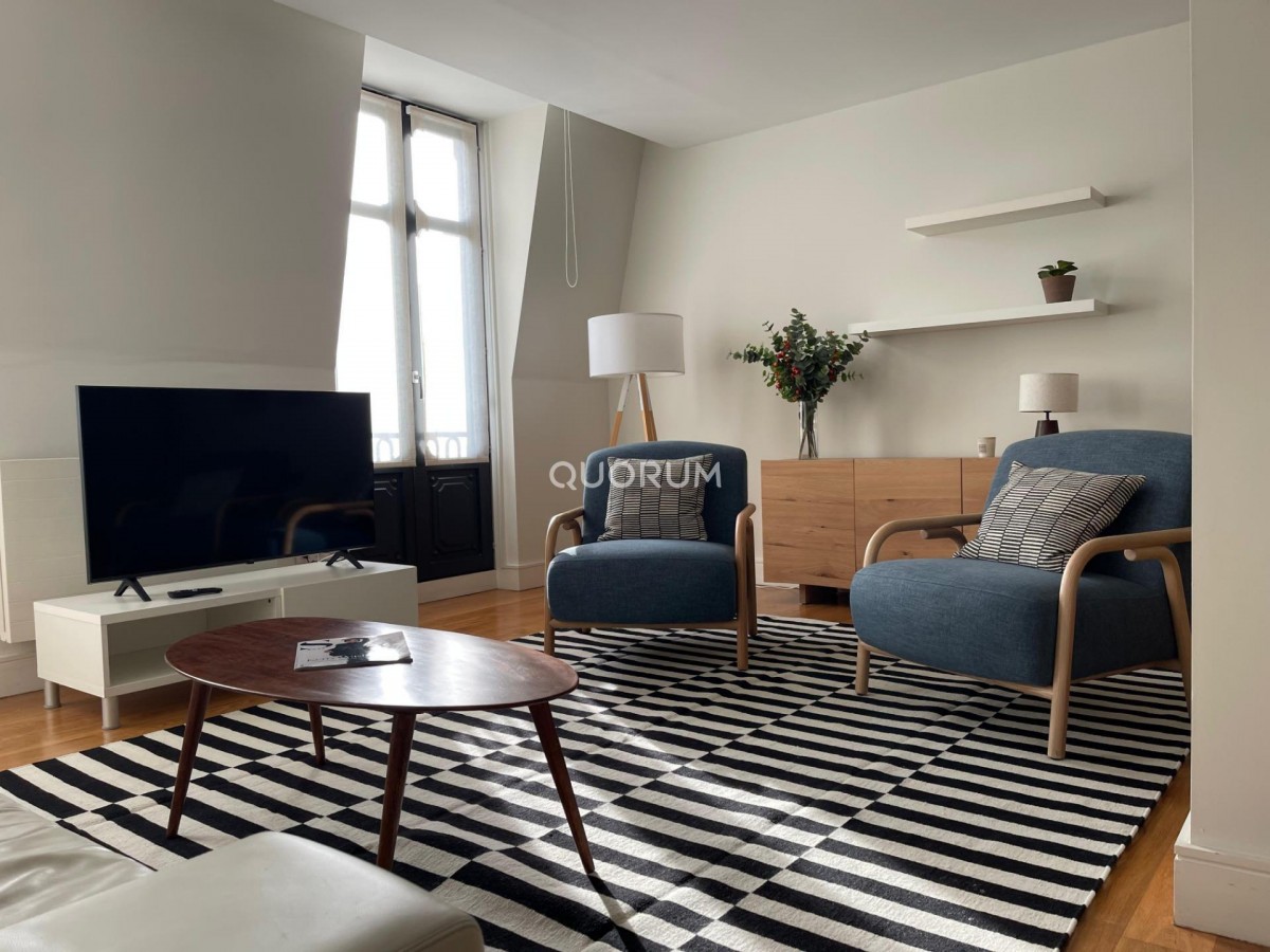 Vivienda De Lujo De 2 Habitaciones En Gran Vía