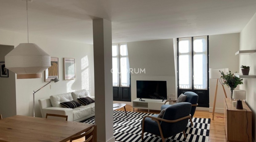 Vivienda De Lujo De 2 Habitaciones En Gran Vía