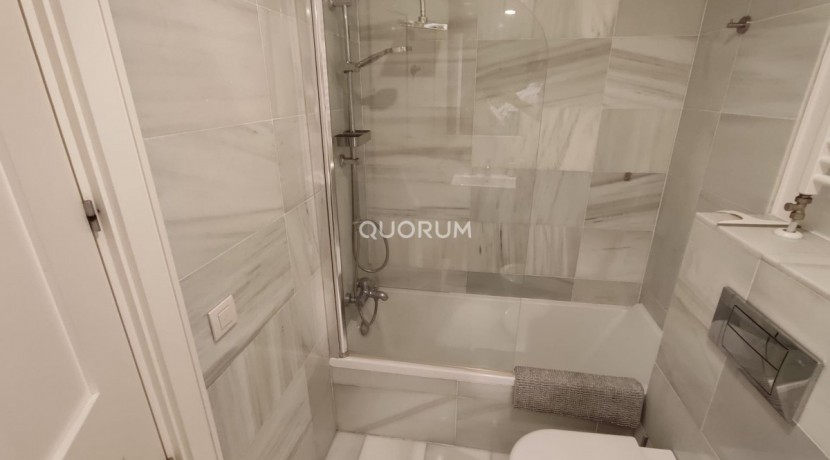Vivienda De Lujo De 2 Habitaciones En Gran Vía