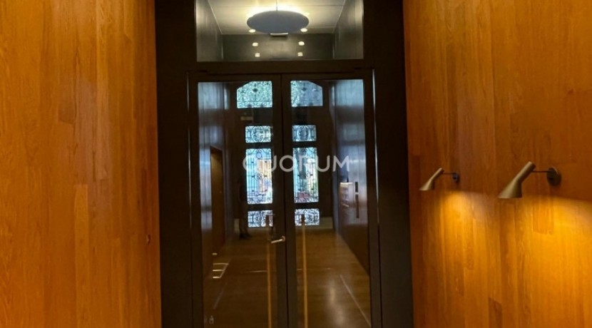 Vivienda De Lujo De 2 Habitaciones En Gran Vía