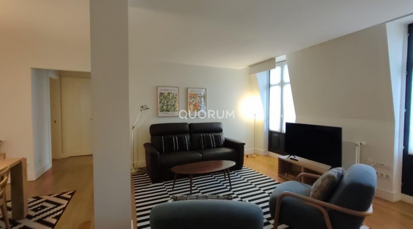 Vivienda De Lujo De 2 Habitaciones En Gran Vía