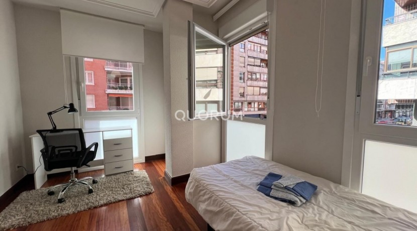 Vivienda Solo Contrato de Temporada de 2 Habitaciones