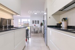 VIVIENDA TASADA MUNICIPAL Seminueva y Muy Luminosa De 2 Dormitorios y 2 Baños Con Cocina Americana y Ascensor En Zona Kalero