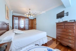LUMINOSA VIVIENDA DE 3 HAB. A 2 MIN. DEL METRO. PARA ENTRAR A VIVIR. JUNTO AL CENTRO. CAMAROTE.