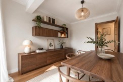 LUMINOSA VIVIENDA DE 3 HAB. A 2 MIN. DEL METRO. PARA ENTRAR A VIVIR. JUNTO AL CENTRO. CAMAROTE.