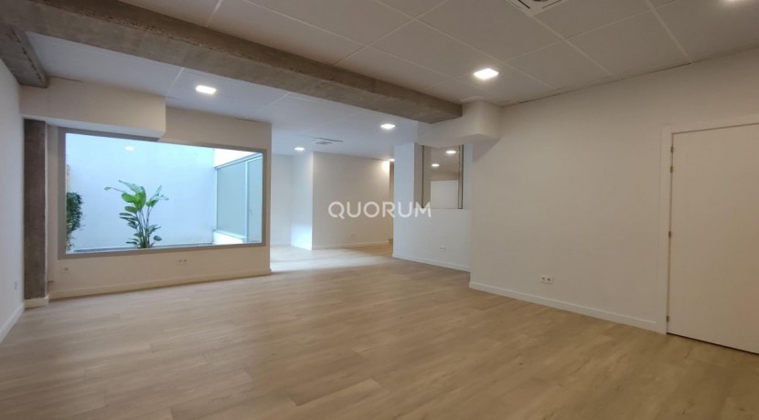Oficina reformada en alquiler junto al Guggenheim
