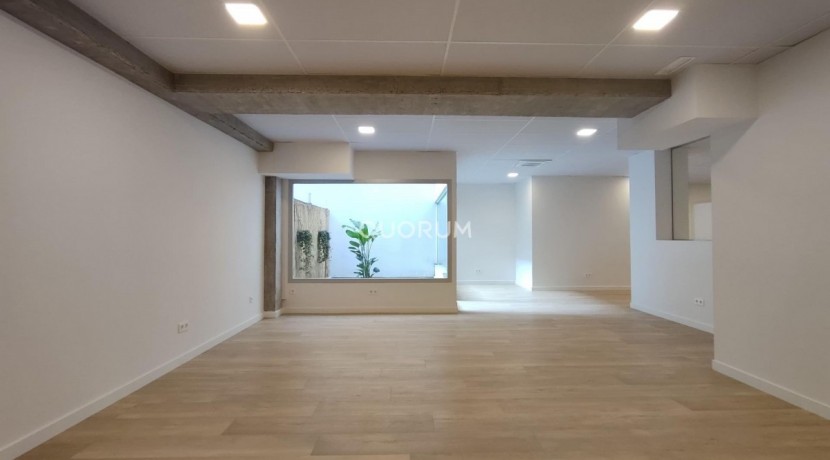 Oficina reformada en alquiler junto al Guggenheim