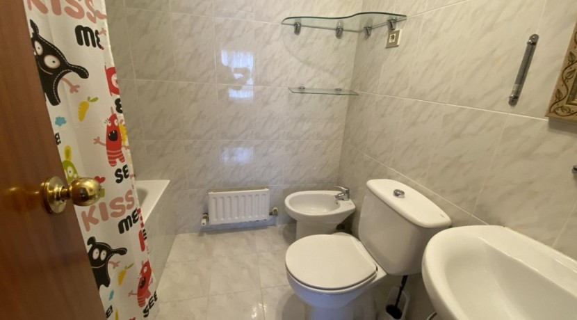 PISO EN ALQUILER EN ASTRABUDUA