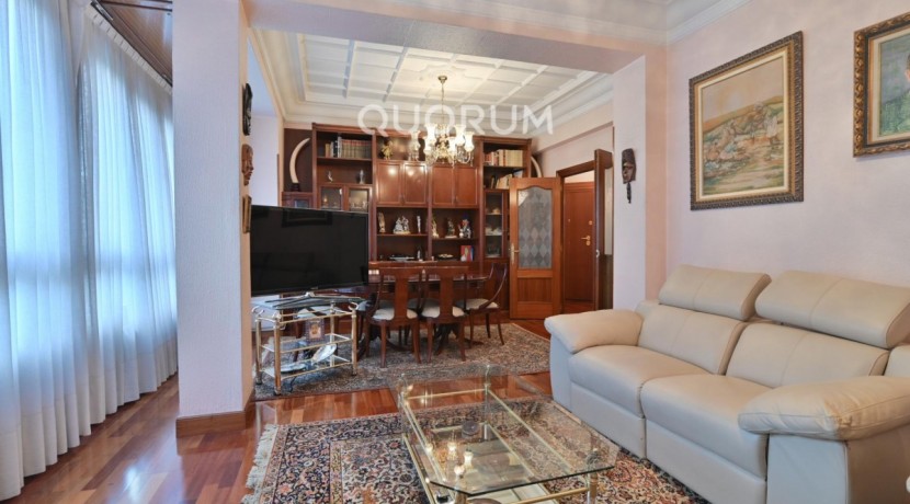 Vivienda 4 Habitaciones con Garaje y Trastero